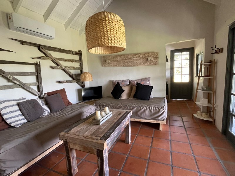 Casa de 5 dormitorios en Chackras del Este